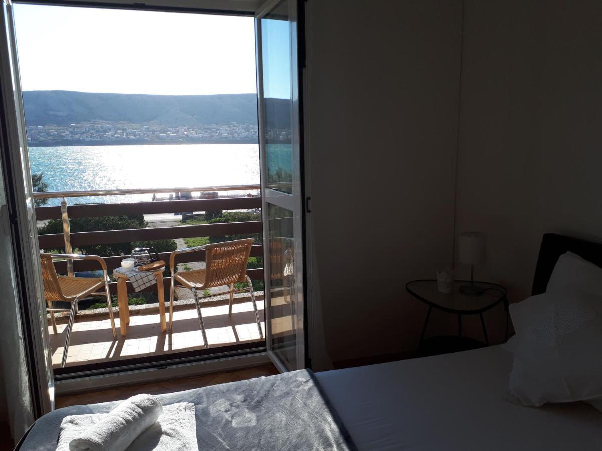 Apartments Marzic Паг Екстериор снимка