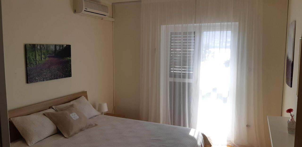 Apartments Marzic Паг Екстериор снимка