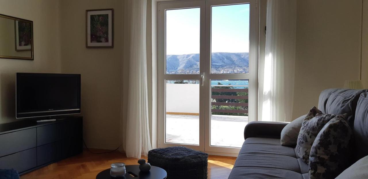 Apartments Marzic Паг Екстериор снимка